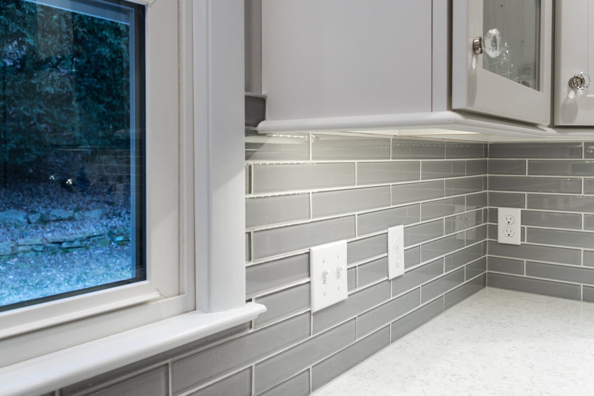 Gray tile backsplash corner detail in Rockford, MI kitchen remodel by Ridgewood Home Construction